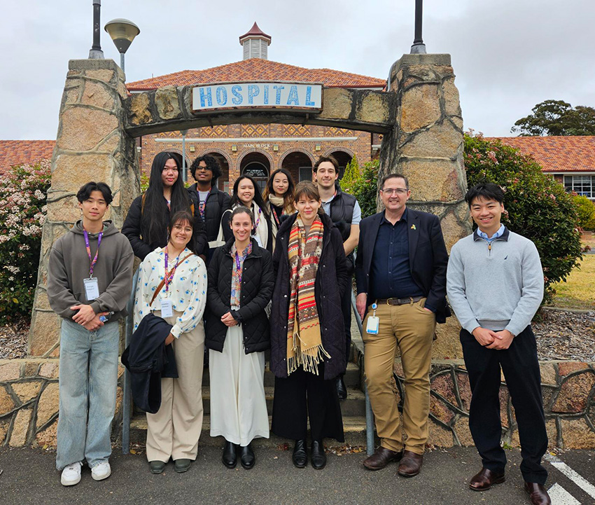 Medical students visit Stanthorpe