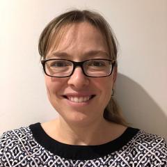 Year 3 and 4 Teaching Award winner, Dr Joanna Longley